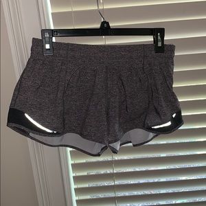 Lululemon Hotty Hot Short ll 2.5”